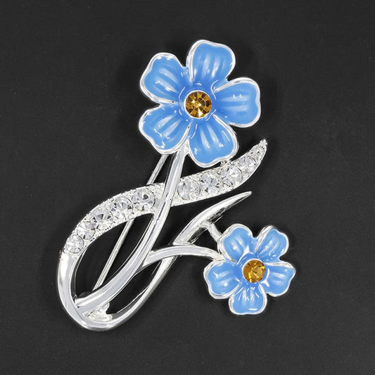 Elegant Forget Me Knot Brooch